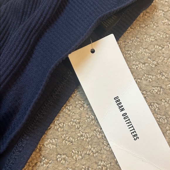 urban outfitters top - Picture 4 of 4